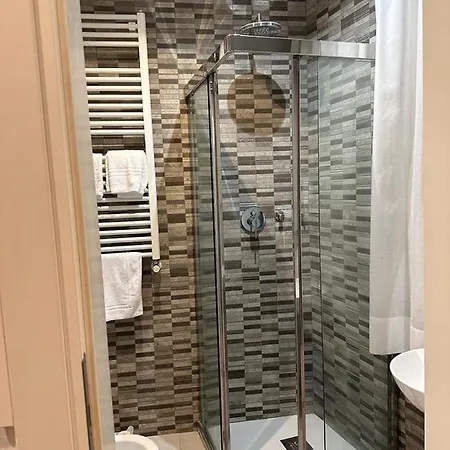 Venetian Apartments-3